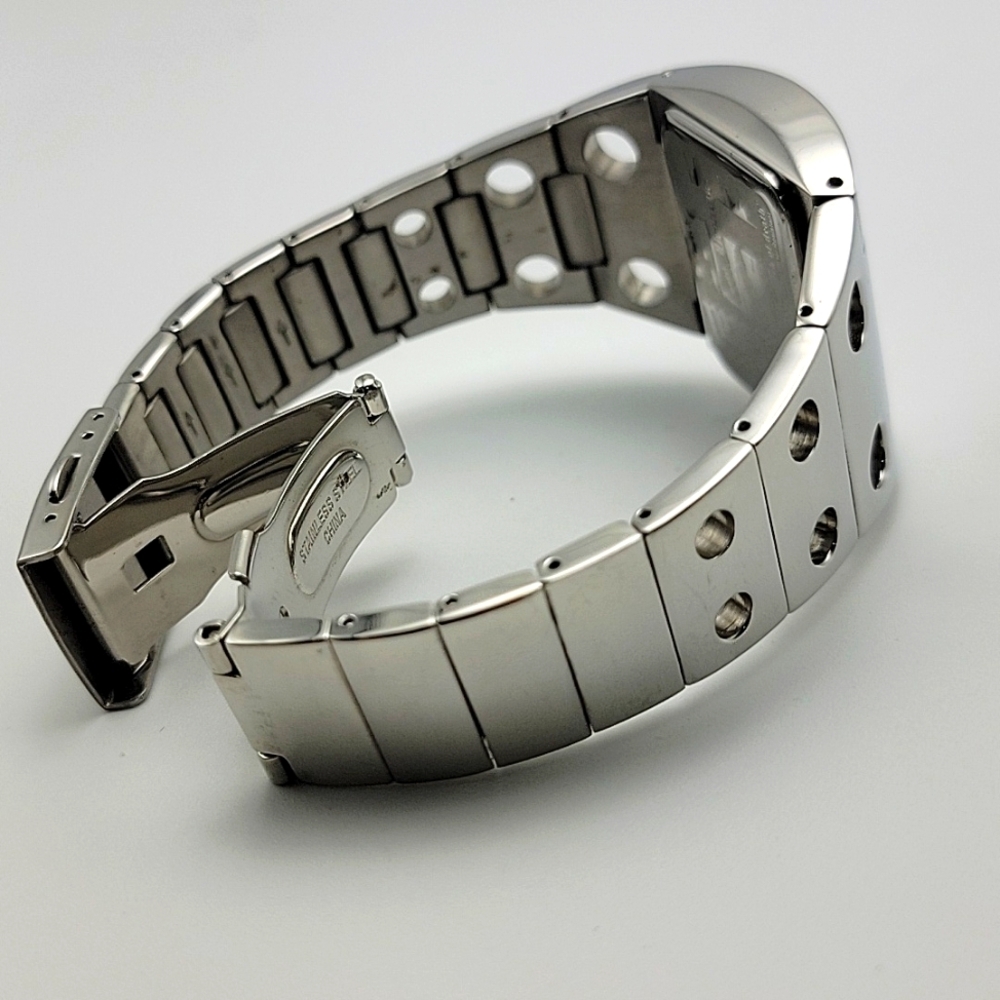 RARE Womens Chrome VESTAL Destroyer Silver Wrist Watch Polished NEW Battery 37mm - Picture 6 of 10